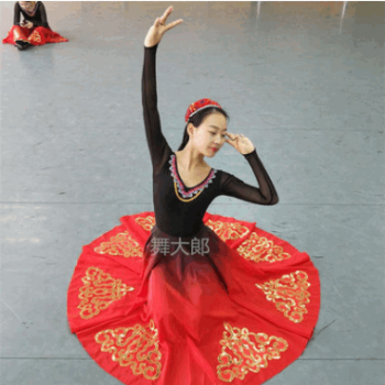 成都厂家定制新疆维吾尔族特色舞蹈演出服新爆裙款（支持来图定制