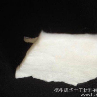 涤纶短纤复合土工布多少钱一平米